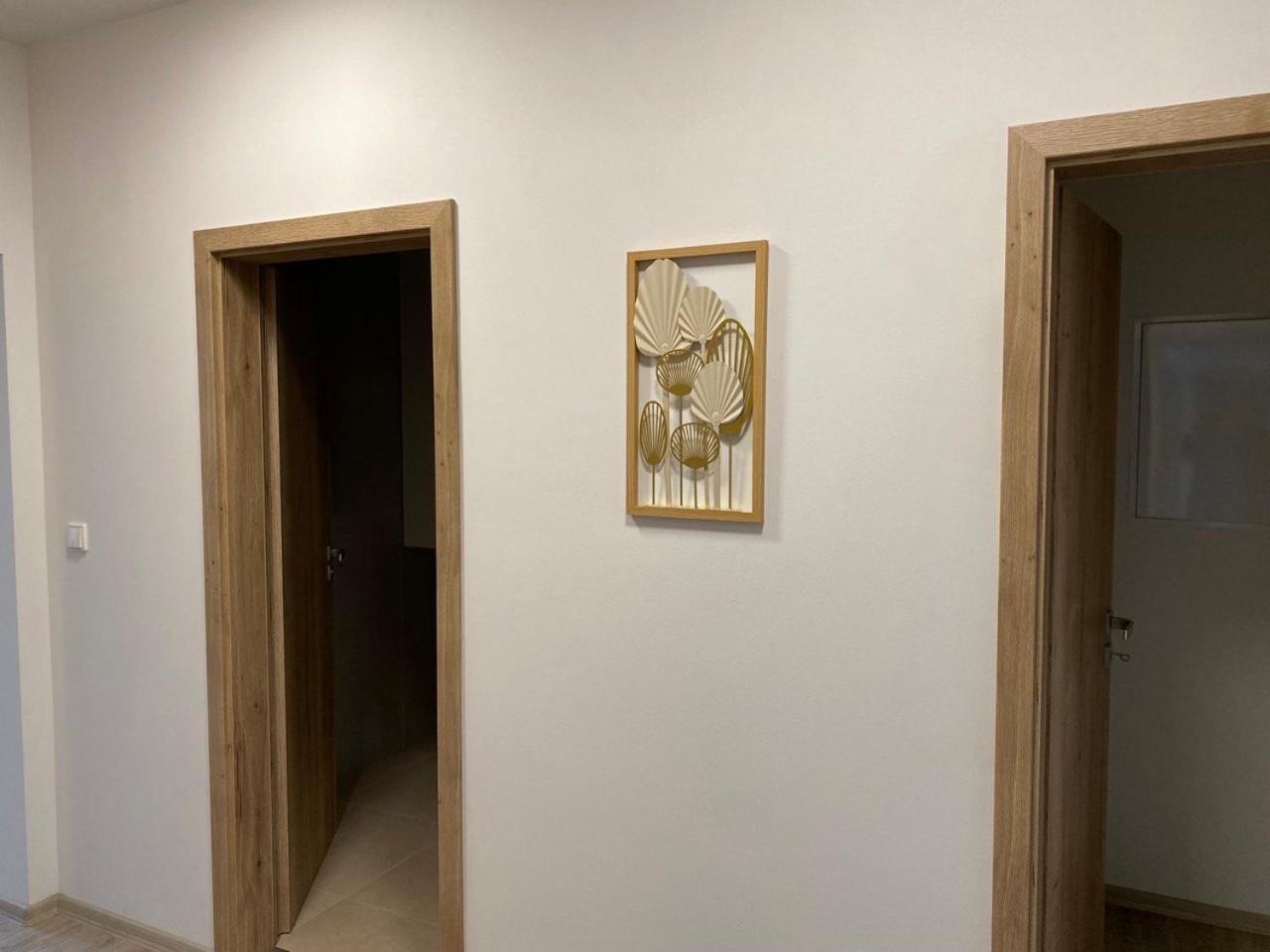 Perla Hradce 301 Apartman Hradec Králové Kültér fotó
