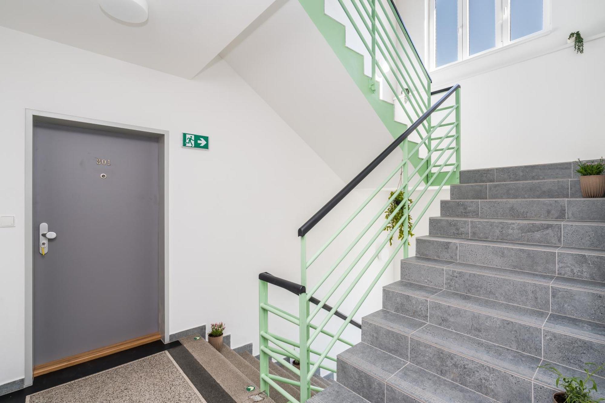 Perla Hradce 301 Apartman Hradec Králové Kültér fotó